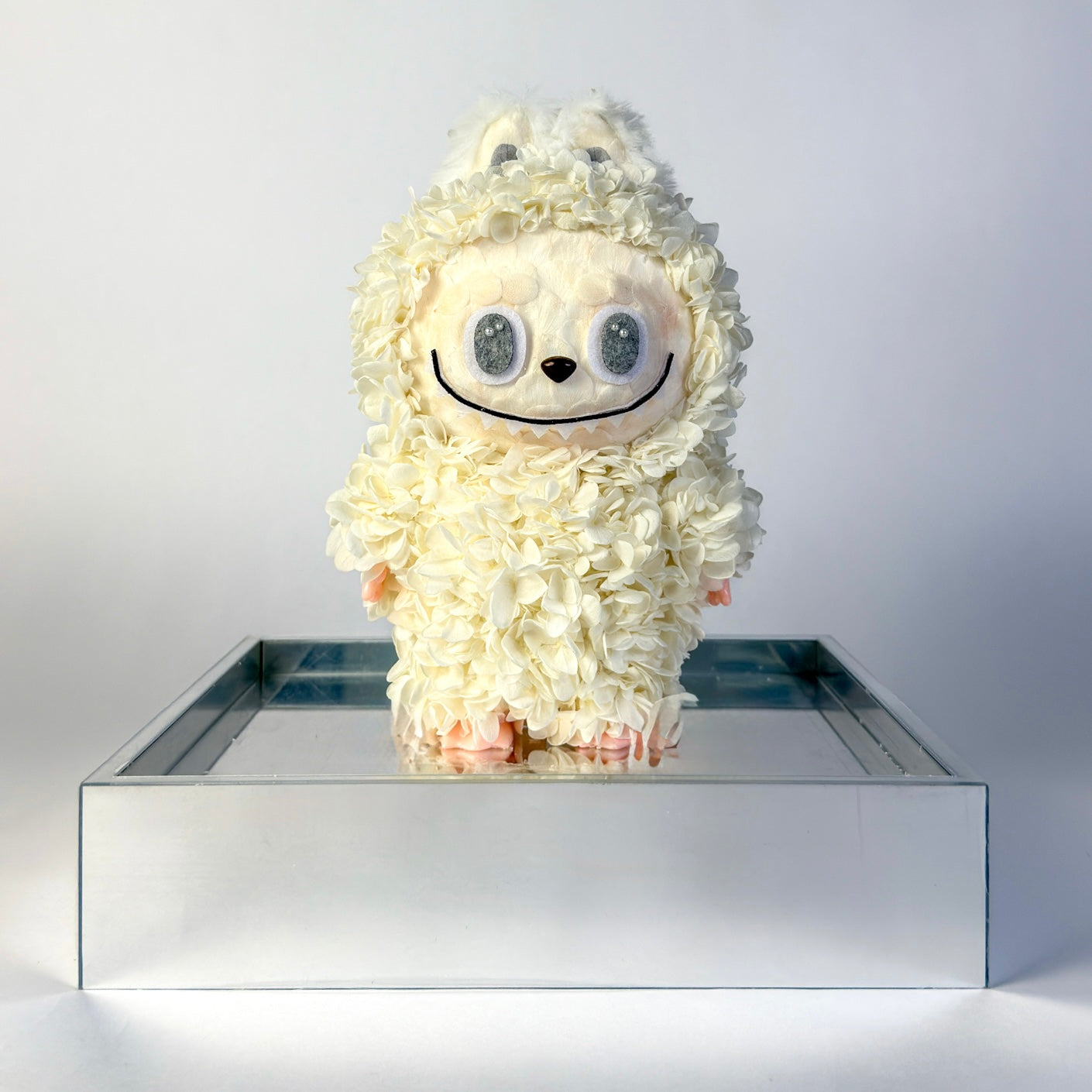 Flobubu: An Eternal Labubu Hydrangea Flower Statue